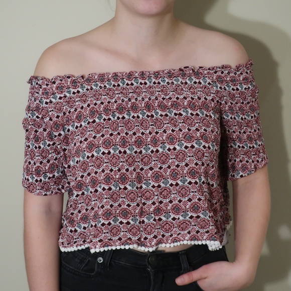 Off-the-shoulder H&M Blouse - Picture 1 of 2
